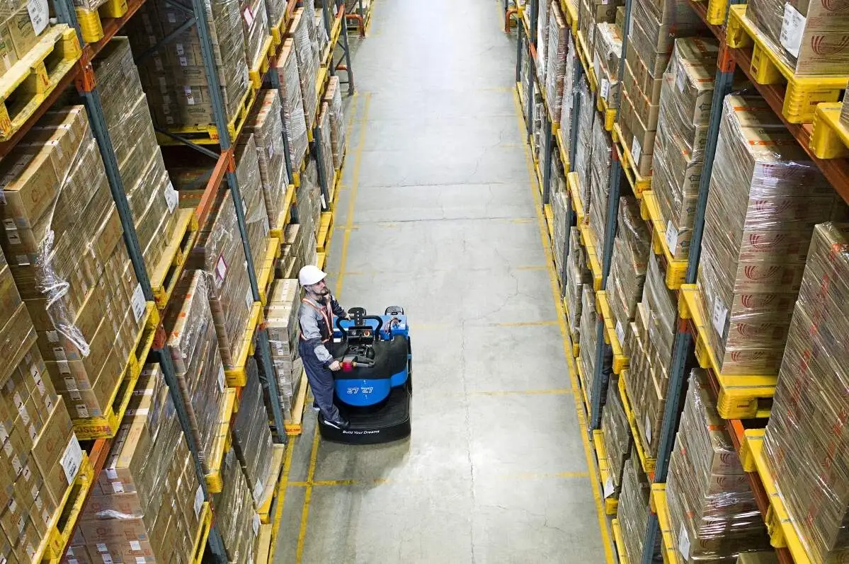 Vergleich von Lithium-Batterie-Traktor und Verbrennungsanhänger, Betriebskostena