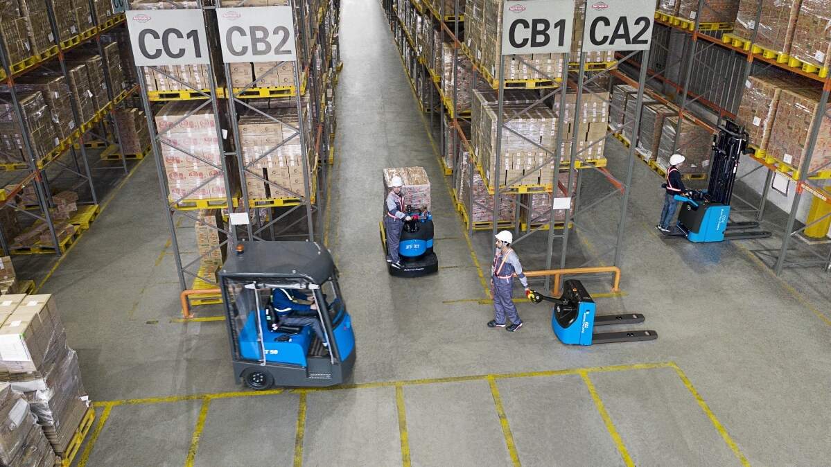 Planungsideen für die Chargenkonfiguration von Elektrostaplern in Logistik-Transitlagern(Figur1) Planungsideen für die Chargenkonfiguration von Elektrostaplern in Logistik-Transitlagern(Figur1)