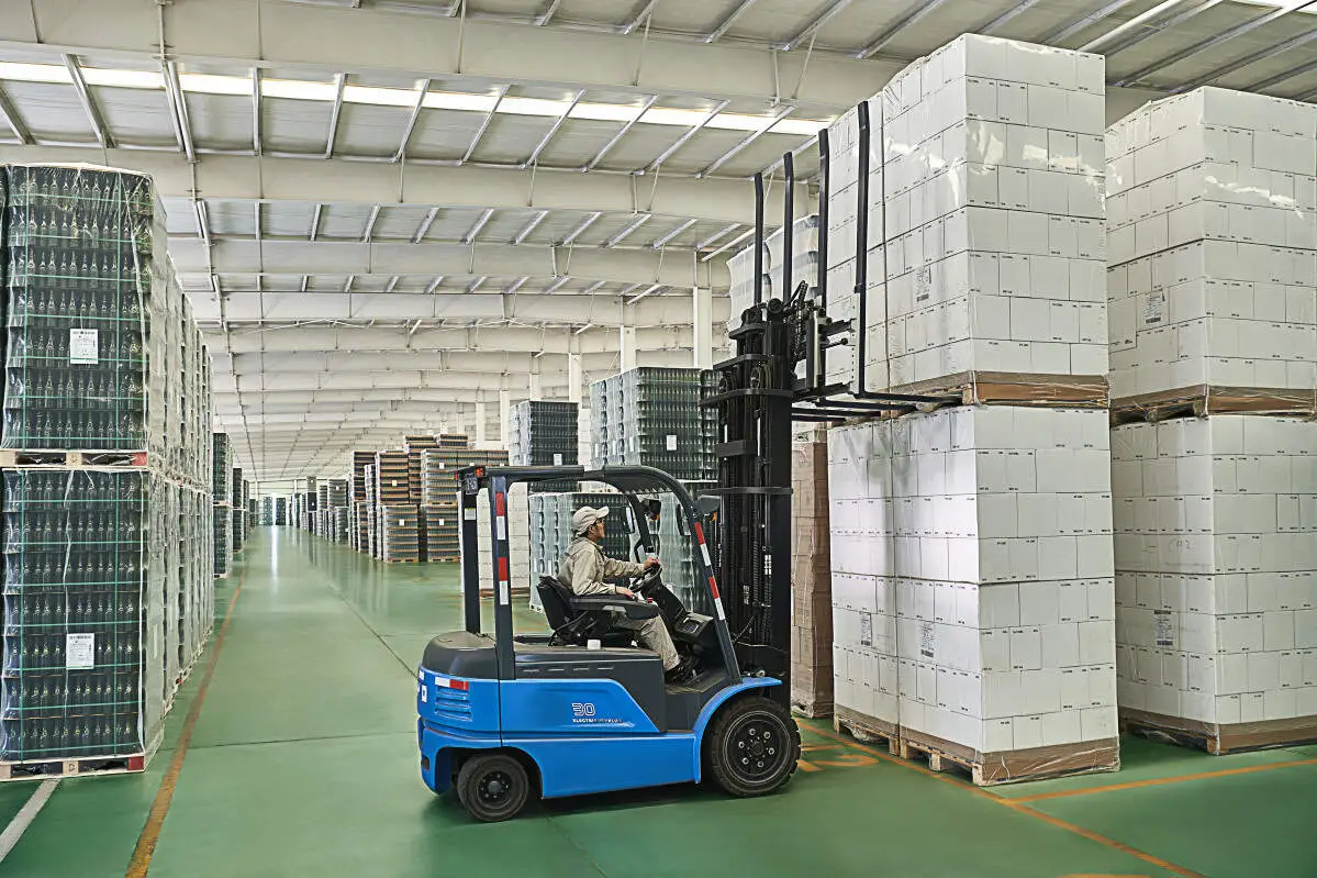 BYD Elektrostapler mit großer Tonnage, tägliche Wartungspunkte und Vorsichtsmaßnahmen(Figur1)