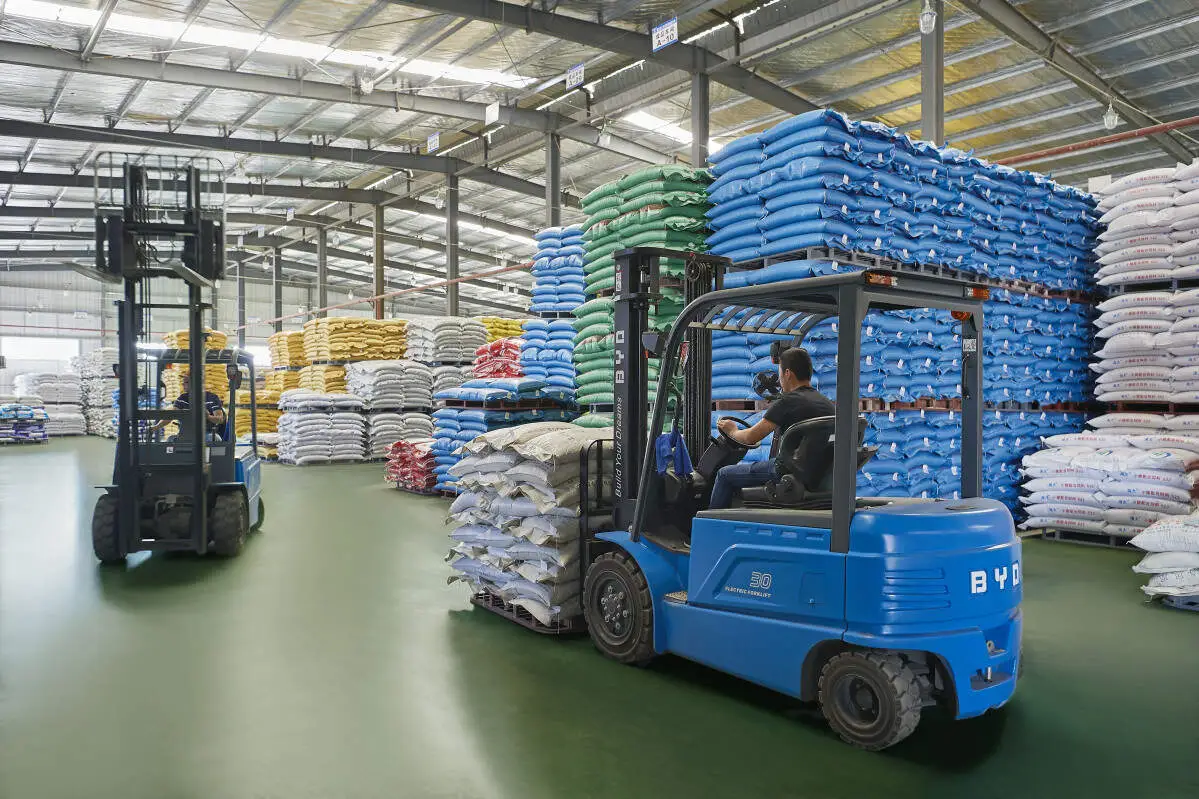 Außenhandel Export BYD Q Serie Traktor, englische Spezifikat