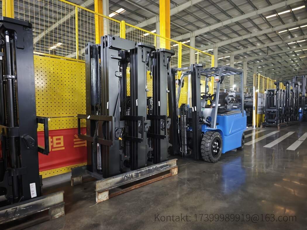 Lithium‑Ionen‑Gabelstapler: Wo liegen die Vorteile gegenüber Blei‑Säure‑Systemen
